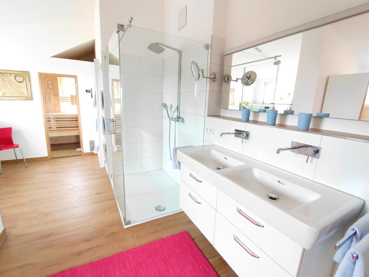 Bodensee Apartments Meersburg Sonnhalde ภายนอก รูปภาพ