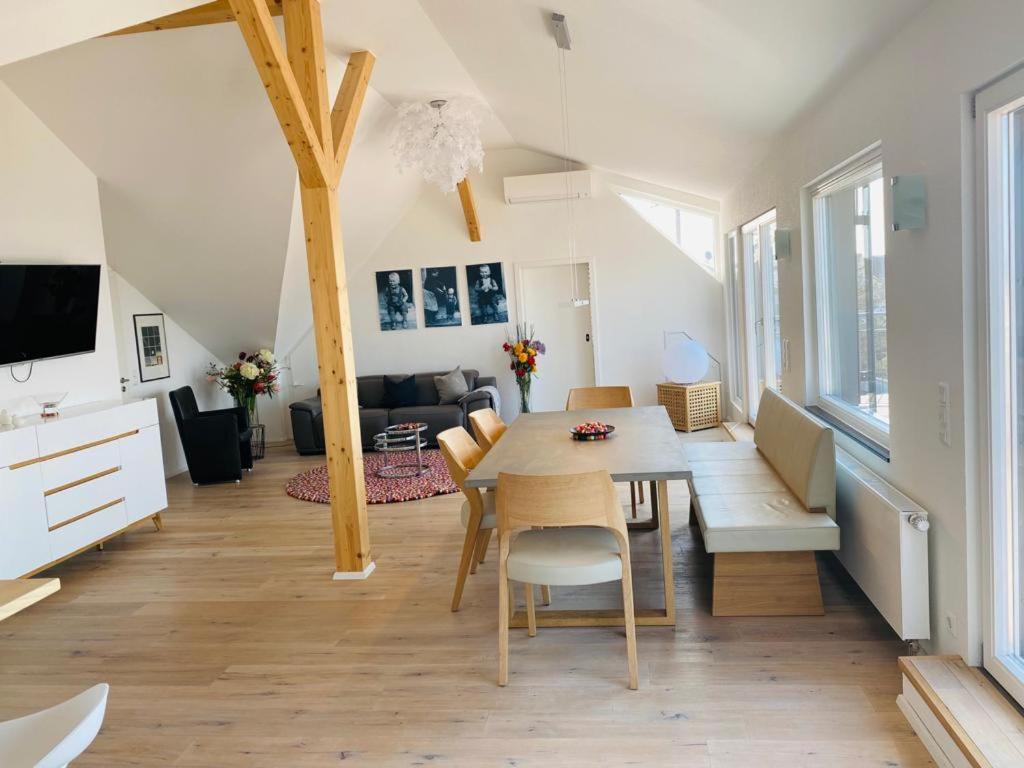 Bodensee Apartments Meersburg Sonnhalde ภายนอก รูปภาพ